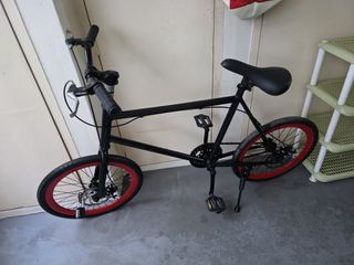 (Category: ) located in . Submitted by syboo91 (Listing ID 1374799730, Image 1). Description: .