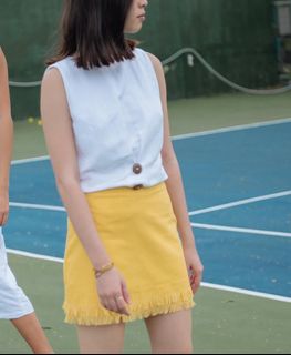 (Category: ) located in . Submitted by manic.pixie.wardrobe (Listing ID 1374835612, Image 1). Description: .
