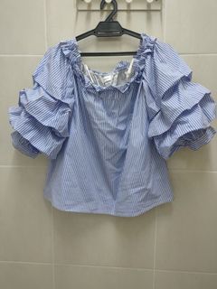 (Category: ) located in . Submitted by pims_wardrobe (Listing ID 1374818763, Image 1). Description: .