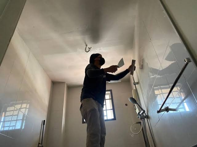 White cement plaster, s11 compound cement plaster, ceiling plaster, wall plaster, whole house painting, nippon paint, touch up plaster, patch up, painting, full plaster,62853070401409112