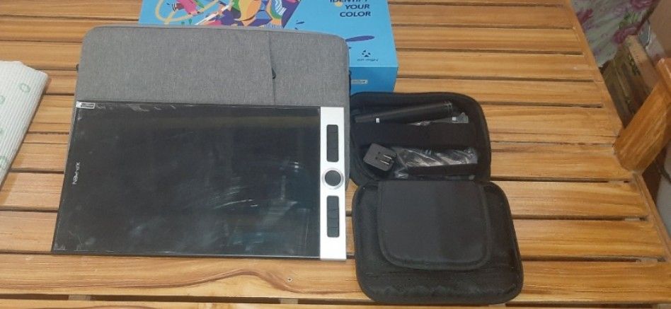 XP Pen Innovator 16 Anniversary Edition Drawing Tablet (Category: Other Accessories) located in Burauen. Submitted by badtrip_lloyd (Listing ID 1374697388, Image 2). Description: Got this during their sale. Original total price of all the items (as I ordered them all in one go) was 33k but I was able to reduce the price to 25k. Very rarely used, I haven't even removed the plastic film that covers the screen. Included na yung case and other access