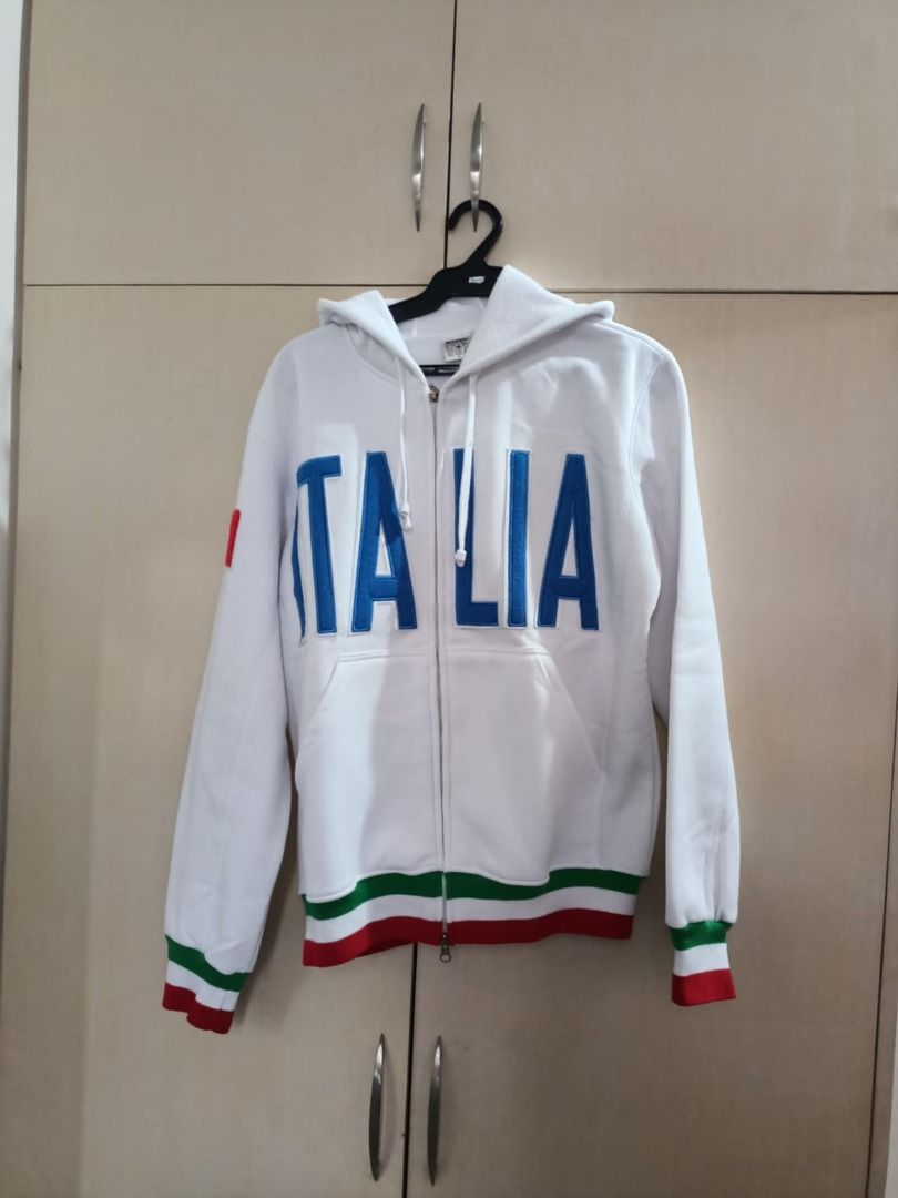Y2K ITALIA Double-zip Hoodie (Category: Coats, Jackets and Outerwear) located in Quezon City. Submitted by niqcb (Listing ID 1374733068, Image 1). Description: Shoulder - 19in Length - 26in Sleeve length (from shoulder) - 24in Gartered Bottom and Cuffs Used only once, nakatambak na ever since. Issue: Stain by armpit Location: Tandang Sora, Quezon City .