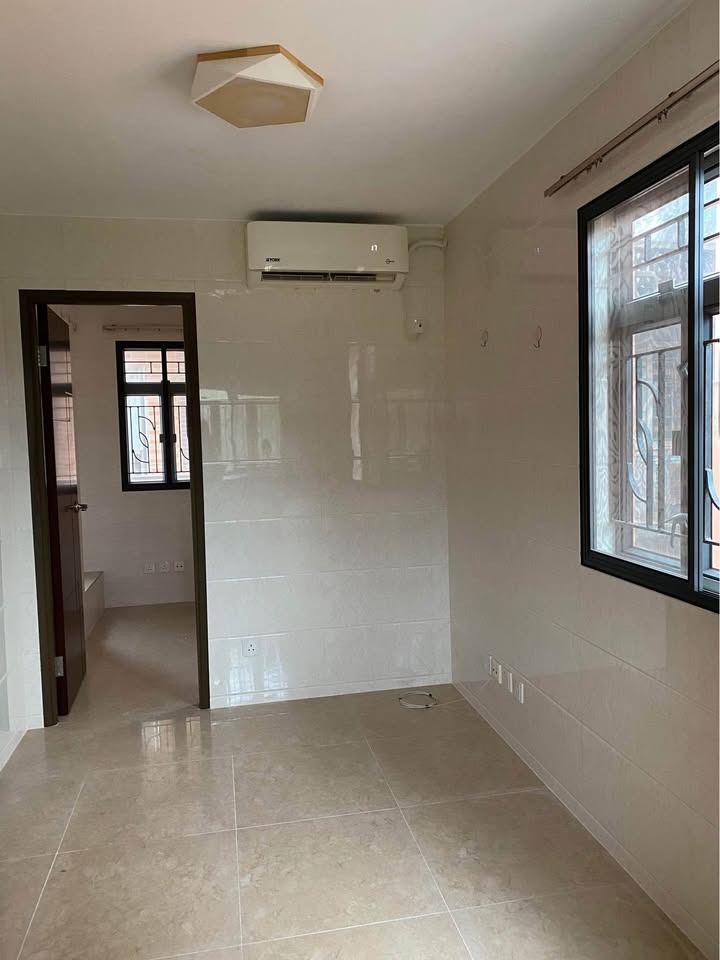 250 sq ft mid-floor village house in Yuen Long, owner offers no commission63438932053762111
