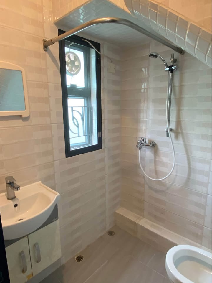 250 sq ft mid-floor village house in Yuen Long, owner offers no commission63438932053762113
