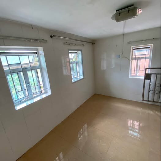 元朗300呎村屋地下連閣樓，業主免佣63438402953986111