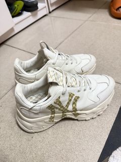 由 qiii710 (刊登 ID 1375013239，圖片 1) 提交，位於 的 (類別：)，說明：。