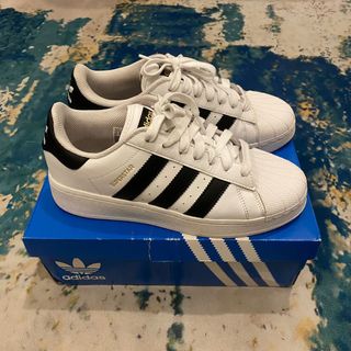 (Category: ) located in . Submitted by damthriftstore (Listing ID 1374945913, Image 1). Description: .