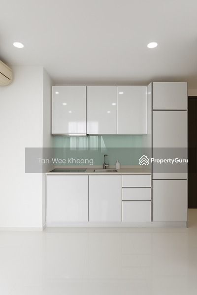 Affordable 999-Year Penthouse Near Malls and Schools62863073584387112