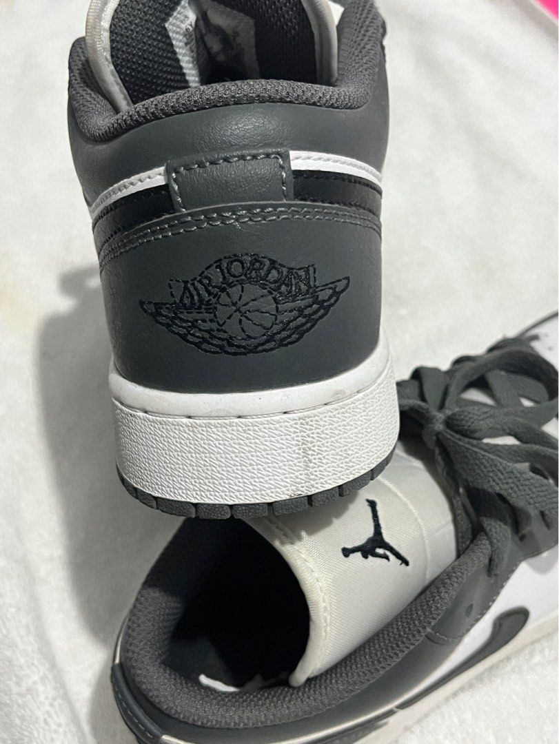 Air Jordan 1 Low Iron Grey (Category: Sneakers) located in Bacoor. Submitted by jamiedollsnstuff (Listing ID 1375019114, Image 2). Description: AUTHENTIC but no receipt. Bought in JAPAN 🇯🇵, used once or twice. Can be easily cleaned. For more questions, kindly dm. UK - 5.5 EUR - 38.5 US - 6 RFS: I don’t wear these types of sneakers, they hurt my feet. LALAMOVE* or JNT, buyer shoulders SF. *You book the rider..
