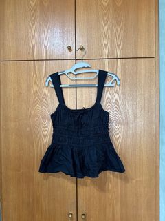 (Category: ) located in . Submitted by abunchofclothes (Listing ID 1374946357, Image 1). Description: .