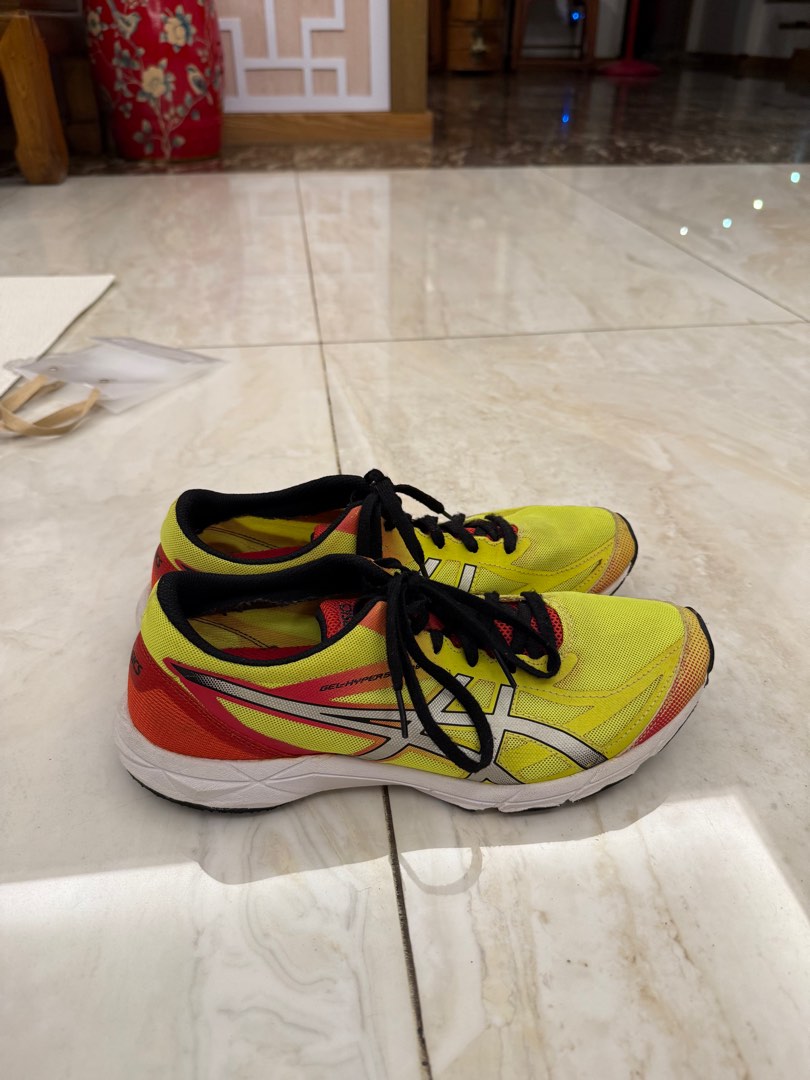 Asics racing shoe, Men's Fashion, Footwear, Sneakers on Carousell