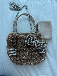 (Category: ) located in . Submitted by fashion33 (Listing ID 1375028848, Image 1). Description: .