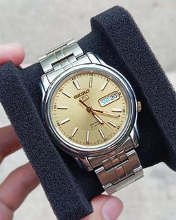 (Category: ) located in . Submitted by watchcycle6100 (Listing ID 1375064497, Image 1). Description: .