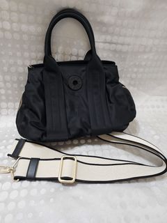 (Category: ) located in . Submitted by baegiftz.sg (Listing ID 1375076104, Image 1). Description: .