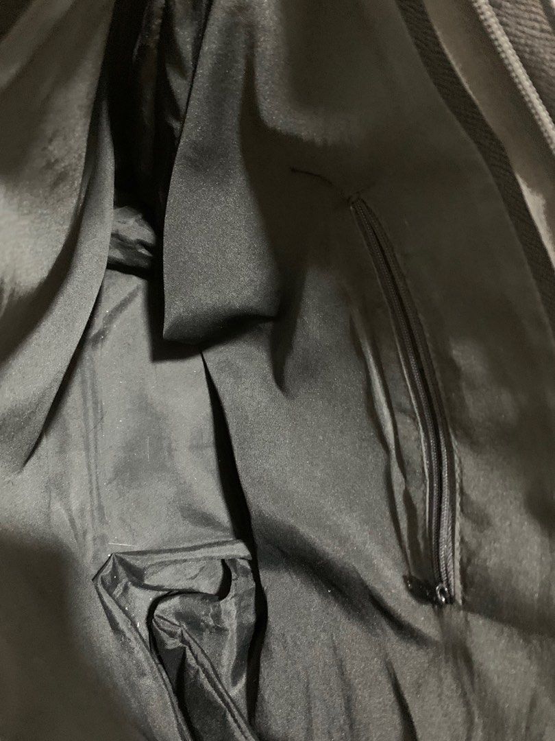 Black Tote Bag (made in marikina) (Category: Tote Bags) located in Marikina City. Submitted by sc00007 (Listing ID 1375014100, Image 2). Description: issues of the bag are already posted. .