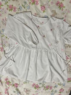 (Category: ) located in . Submitted by ashamer.preloved (Listing ID 1374897229, Image 1). Description: .