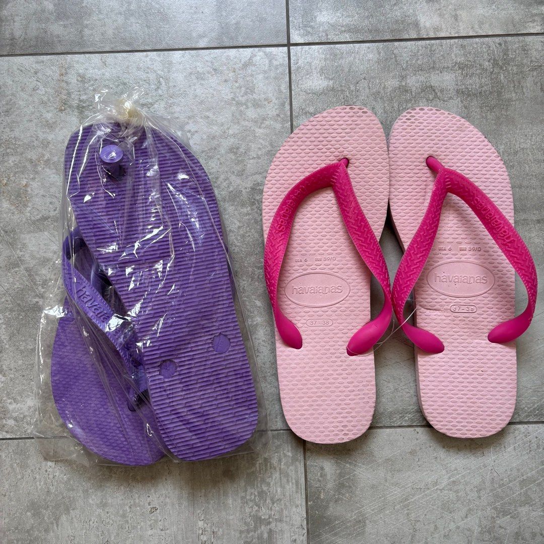 Brand new Auth Havaianas FlipFlops (Category: Sandals) located in Singapore. Submitted by yinluvsbear (Listing ID 1374962283, Image 1). Description: Size 37/38 Both brand new unworn A little dirt marks on the pink pair Selling both pairs together $5 for 2 pairs Self collect from my residence or via tracked mail Tracked mail additional $3.