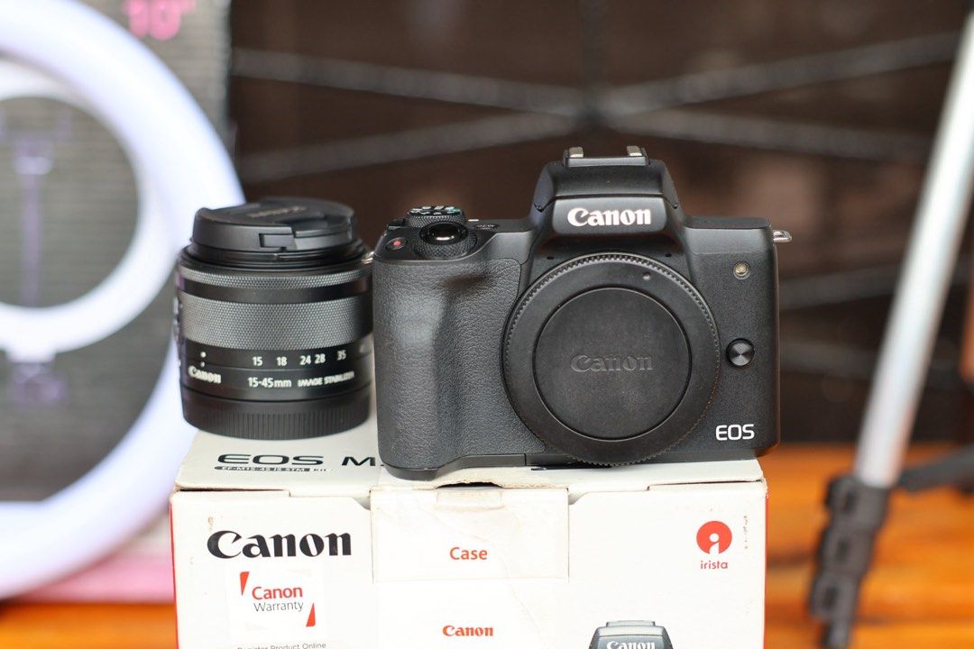 Canon EOS M50 Mirrorless Vlogging Camera (Category: Cameras) located in Manila. Submitted by lenascamera (Listing ID 1375008382, Image 2). Description: NOTE: Sa dami po ng message na natatangap ko, naka hold napo ang Mga message hindi napo ako makapag reply pero na babasa ko kaya hanggat maari mag direct na kayo sa page ko sa facebook Lenas camera para nakareply ako agad salamat. Canon EOS M50 Mirrorless Vlogging Camera BLACK ₱25,000 ✅ No issues 