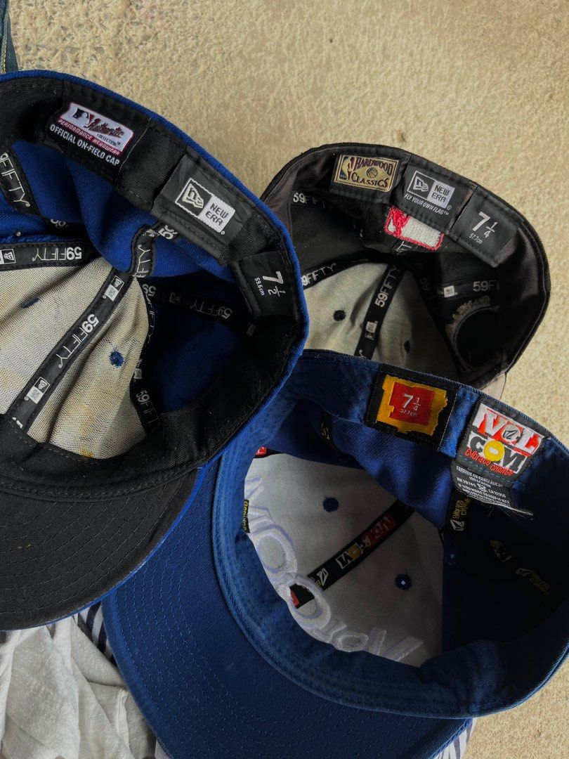 CAPS ASPACK (Category: Caps & Hats) located in Carcar. Submitted by thrift_kidd (Listing ID 1374940174, Image 2). Description: DM LANG Both legit/authentic Sold chicago.