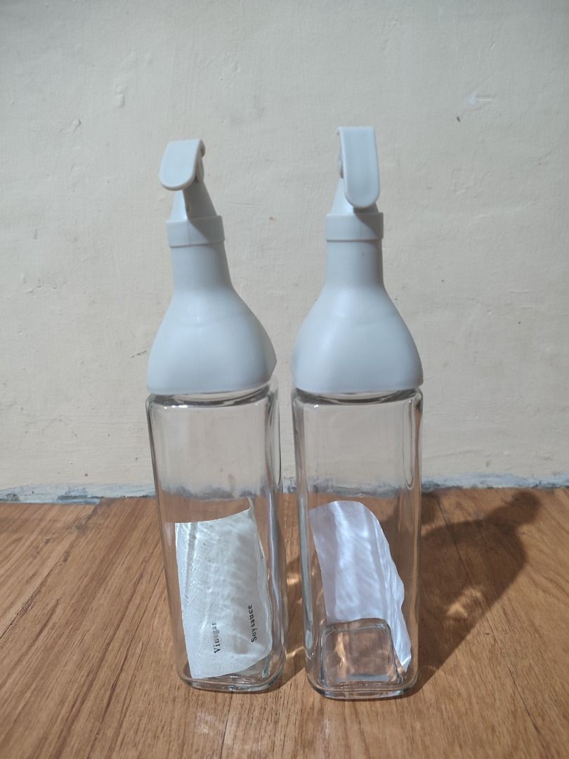 Condiments glass container (Category: Food Organization & Storage) located in Pasig City. Submitted by papotzy (Listing ID 1375000279, Image 2). Description: - 100 take all - no flaws.