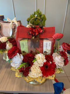 (Category: ) located in . Submitted by Fara_Thrift_Closet (Listing ID 1375073077, Image 1). Description: .
