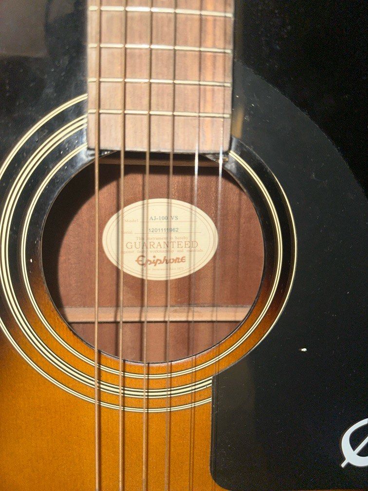 gitar akustik epiphone, Musik & Media, Alat di Carousell