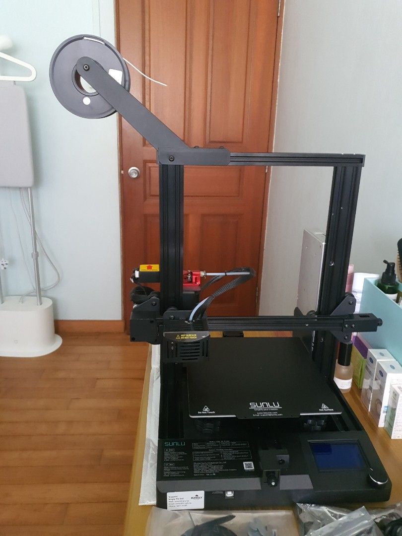 3D Printer (Category: Printers, Scanners & Copiers) located in Singapore. Submitted by luvhellokitty (Listing ID 1318507965, Image 1). Description: Printer used only once for the course. Product name : FDM 3D Printer Model name : T3 Package size : 530*490*270mm Net weight : 8.65kg Gross weight : 10kg Plug type : UK ***Once item sold, no return and refund..