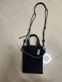 （分類：）位於 。 由 quicksell200 提交（商品編號 1375047016，圖片 1）。簡介： 。