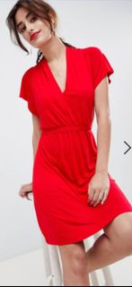 (Category: ) located in . Submitted by sweetfashionista (Listing ID 1375044266, Image 1). Description: .