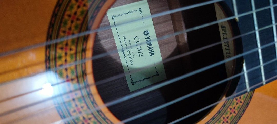 Gitar yamaha CG 102 Original, Musik & Media, Alat di Carousell