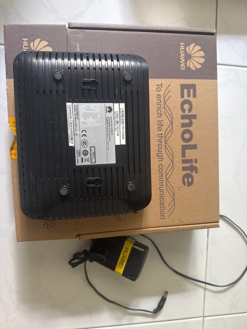 Huawei ONT (Category: Networking) located in Singapore. Submitted by edwin1975 (Listing ID 1374902554, Image 2). Description: As Is Condition, Removed After Upgraded to WIFI 7, Last Used Still Working Fine. Meet Up Available From Bishan CCL Morning to KR CCL,Timing To Be Arranged, Or Self Collect From My Block..