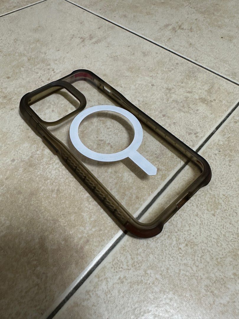 iPhone 13 Pro MagSafe casing (Category: Cases & Covers) located in Shah Alam. Submitted by prelovedsales999 (Listing ID 1375060913, Image 1). Description: Used with care. Reason for selling: Upgraded to new phone..