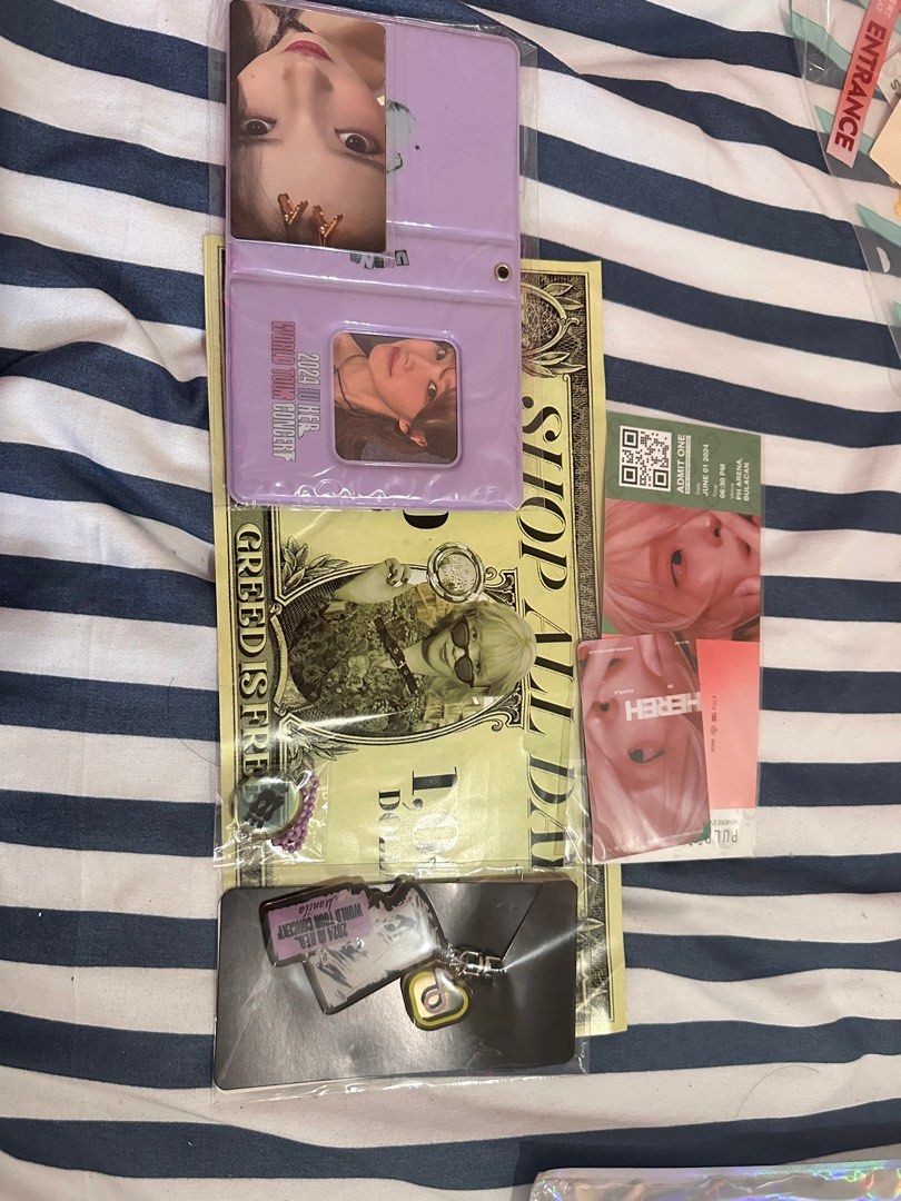 IU ph concert memorabilia (Category: K-Wave Merchandise) located in Bulacan. Submitted by primepoint (Listing ID 1374931577, Image 1). Description: Onliy in ph memorabilia of IU Complete.