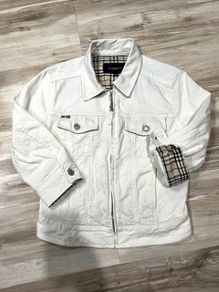 (Kategori: ) berada di . Dikirim oleh tbfsport.id (ID iklan 1298725760, Gambar 1). Deskripsi: .