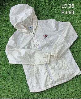 (Kategori: ) berada di . Dikirim oleh rays_thrift (ID iklan 1375000257, Gambar 1). Deskripsi: .