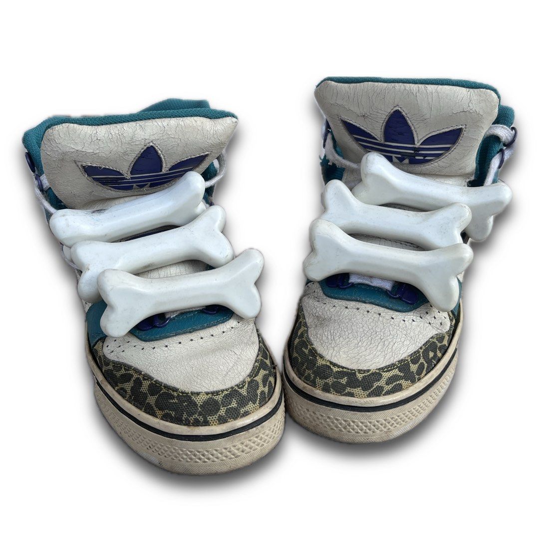 jeremy scott adidas flintstones