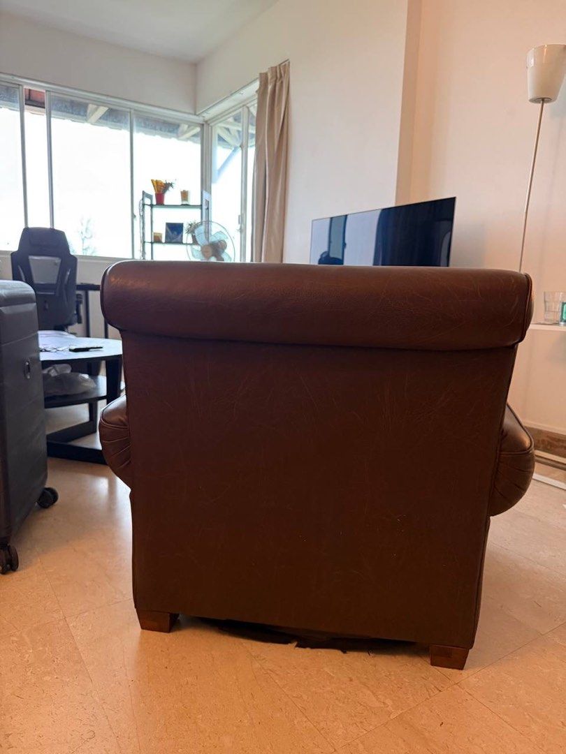 Leather Sofa (Category: Sofas) located in Singapore. Submitted by bryan267 (Listing ID 1374953413, Image 2). Description: Bulk discounts available, please go through my profile for more pictures.