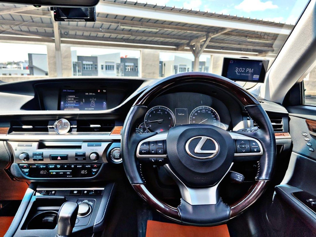 Lexus ES250 Executive Sunroof Auto62885348056579113