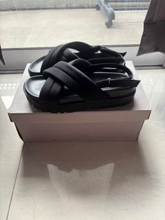 (Kategori: ) berada di . Dikirim oleh lucollection (ID iklan 1374908004, Gambar 1). Deskripsi: .