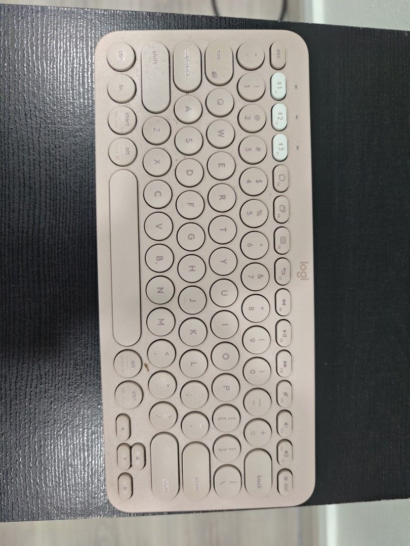 Logitech K380 (Category: Computer Keyboard) located in Singapore. Submitted by itssaimeee (Listing ID 1375045198, Image 1). Description: .