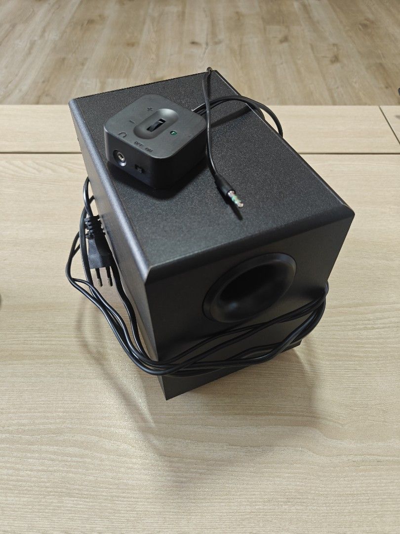 Logitech Speaker (Model:Z213)408817982684549121