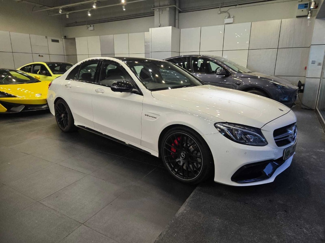 Mercedes-Benz C63S AMG Auto62863127446531112