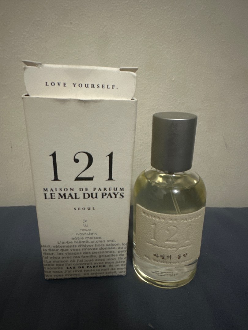 ムンビン MAISON DE PARFUM 121 Le mal du pays 616ad0AlkkL._UF350,350_QL50_.jpg