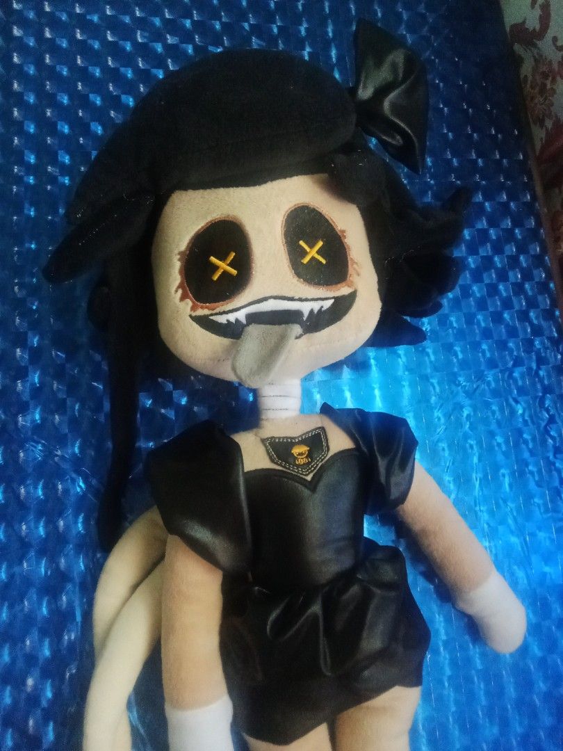 Murder drones cyn 19 plush (Category: Plushies & Soft Toys) located in Bais. Submitted by oliver34 (Listing ID 1374962078, Image 3). Description: 19 inches and 12 inches-200.