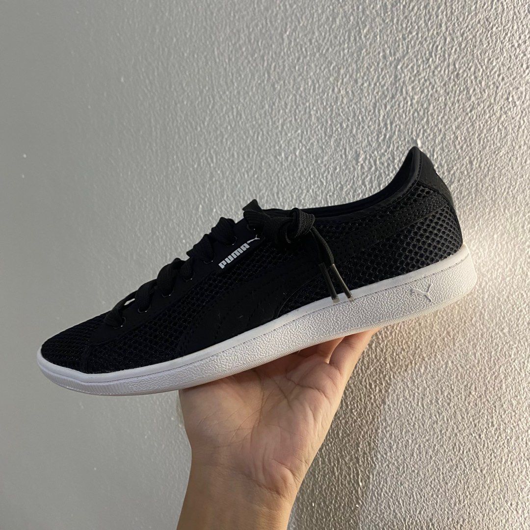 Original Black Puma Softfoam (Category: Sneakers) located in Makati City. Submitted by bdgdeclutters (Listing ID 1374993269, Image 1). Description: Original Black Puma Softfoam From US Never used UK 5.5 EUR 38.5 US Wn’s 8 CM 24.5.
