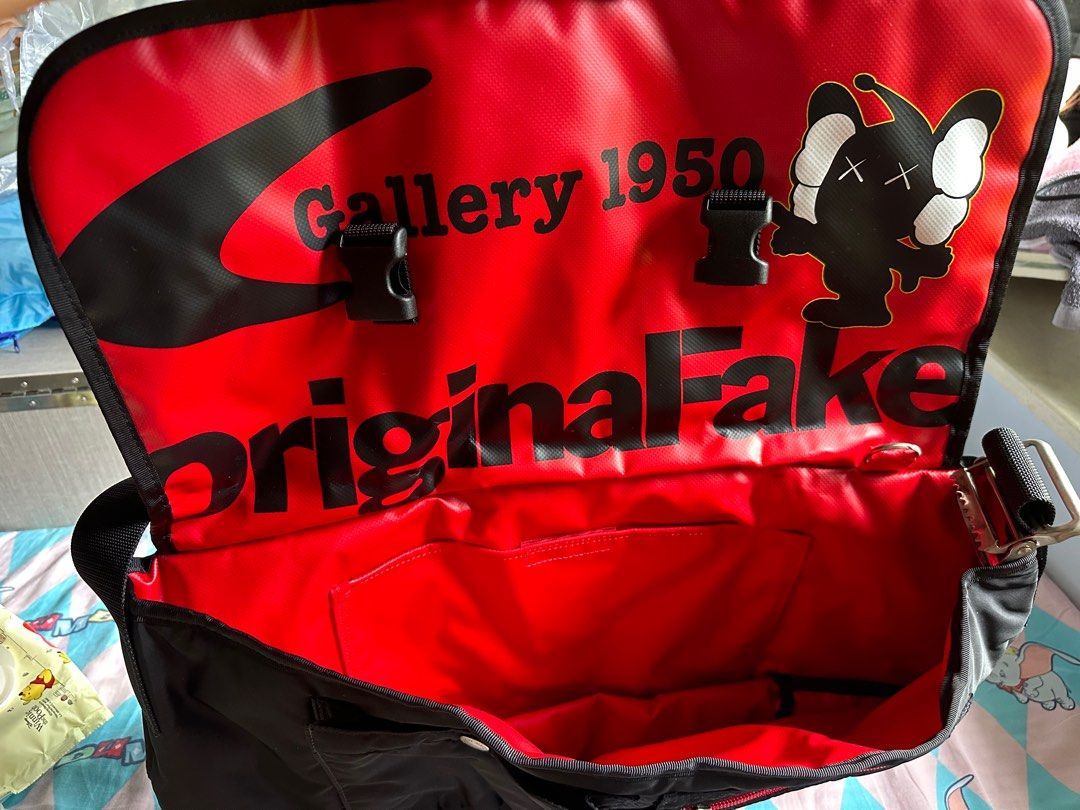 PORTER original fake kaws メッセンジャーバッグbape PORTER original fake kaws メッセンジャーバッグbape PORTER original