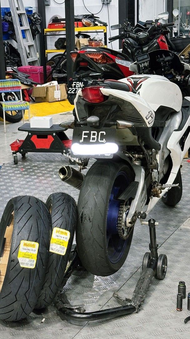 PIRELLI Rosso 3 tire change bukit batok (Category: Motorcycle Accessories) located in Singapore. Submitted by gofixbike (Listing ID 1374983935, Image 1). Description: 🛠Motorcycle Workshop Services🛠 GoFixBike Pte Ltd 1 Bukit Batok Cres, #04-03 WCEGA PLAZA, Singapore 658064 Operating Everyday Monday to Sunday 12pm - 11pm 🚦 24/7 On-Site & Towing Services🚦 Available starting from $30!! 💵 Cash 💳 PayNow/PayLah 💰 Grab Paylater / Atome (Instalment