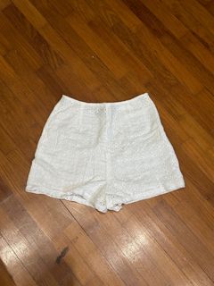 (Category: ) located in . Submitted by buymiclothes (Listing ID 1375054531, Image 1). Description: .