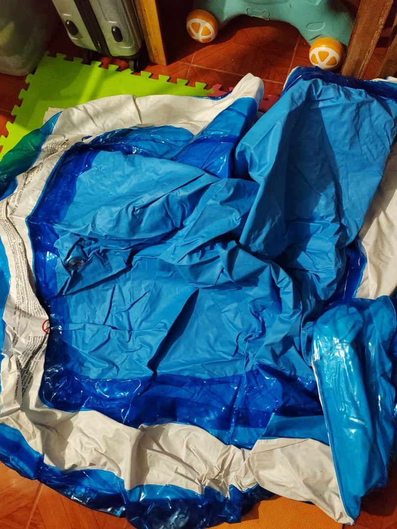 Portable swimming pool (Category: Other Baby Bathing & Changing Needs) located in Manila. Submitted by shielamayr04866 (Listing ID 1375038558, Image 3). Description: Natry lang po. RFS: wala na pong space s bahay.