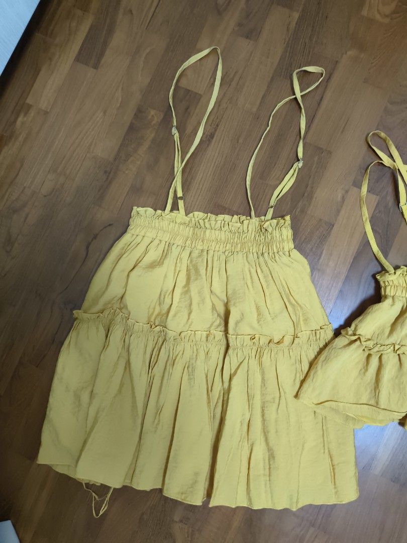 Preloved Bundle set Twinning Mom & Daughter Mustard Suspension Skirts size S to M & 2-4yo (Category: Babies & Kids Fashion) located in Singapore. Submitted by rey5741 (Listing ID 1375059634, Image 2). Description: interested can contact me at 81392461.